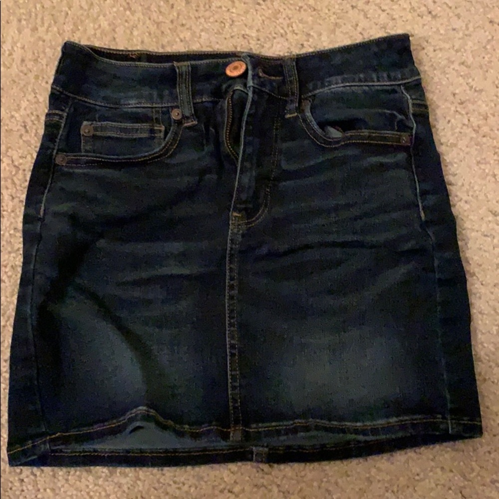American Eagle plain jean skirt